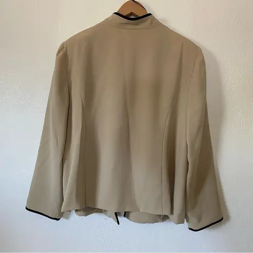 Dress Barn  Woman Open Blazer in Tan Size 22W