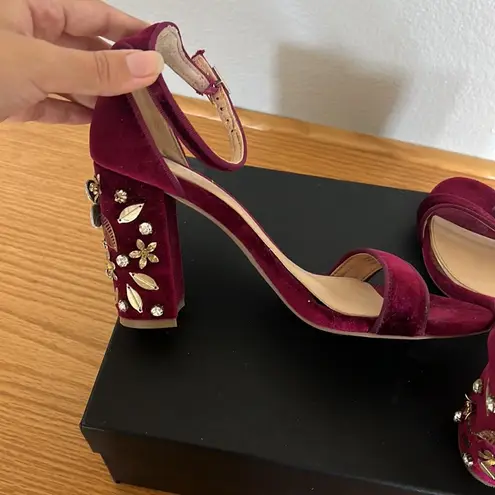 JEWEL BADGLEY MISCHKA VELVET BLOCK HEEL Wine Gold embellishment flower Size 6