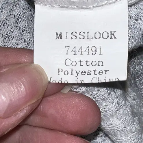 MissLook Gray & White Striped V