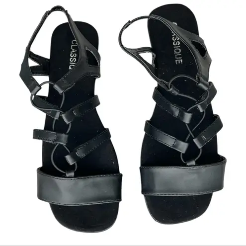 Classique Harper Black Women's Size 8
Stretch Upper 11/4" Heel Sandals New