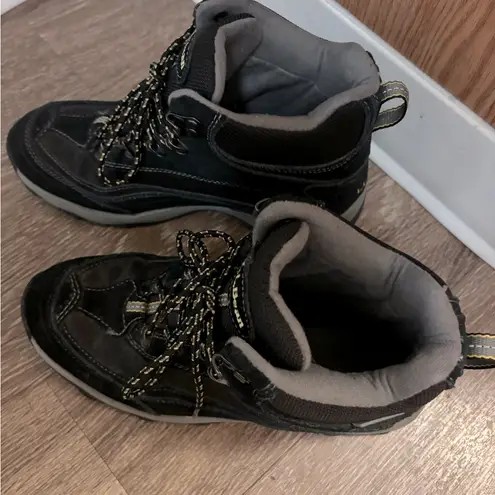 LLBean Primaloft Tek 2.5 Women’s Hiking Winter Boots 8.5 Excellent condition Black