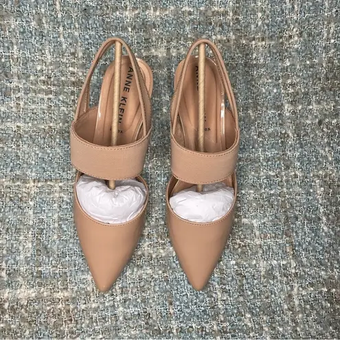 Anne Klein  Ivy Slingback Heels in Natural