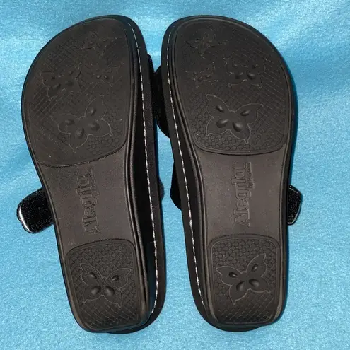 Alegria P.G. lite leather “Karmen” velcro closure sandal metallic SZ 7 1/2 to 8