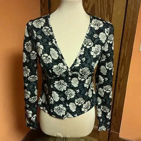 Nasty Gal Nothing Bud Flowers Button down Blouse