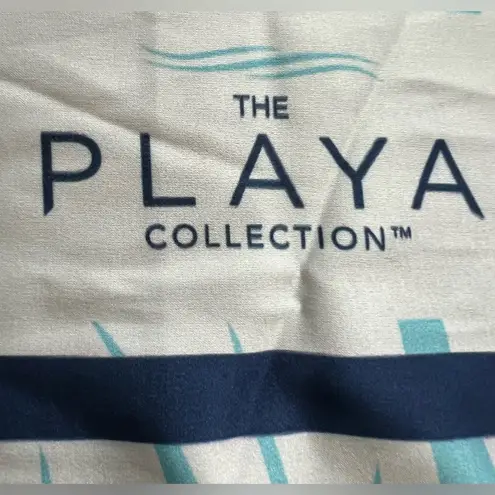 The PLAYA COLLECTION | large silk scarf/wrap Size undefined