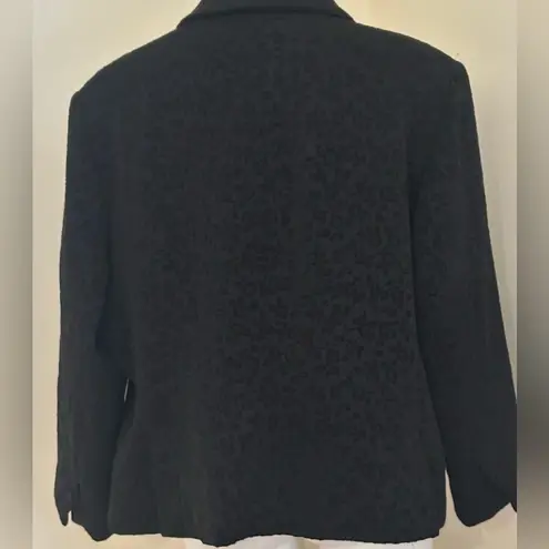 PANTOLIGE Black 2 Fabric Buttons Florals Embroidered Blazer Sz 20W. Fully Lined.