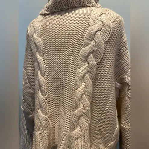 Love Stitch chunky Cable Knit Wool Blend Cowl Neck Cropped oversized sweater M Size M