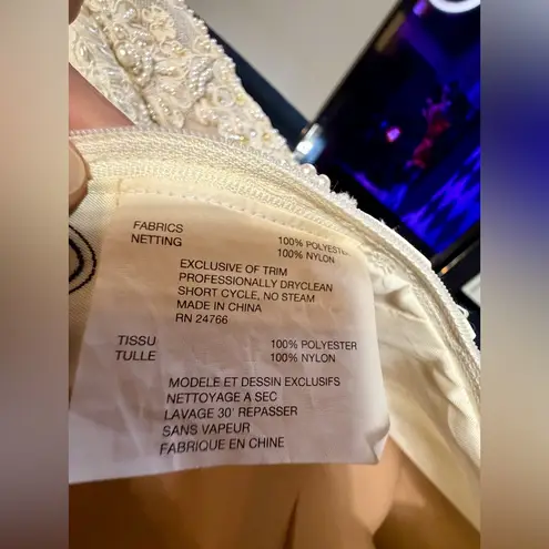 Alfred Angelo Ivory Off-Shoulder Wedding Dress with Gold Embroidery + Veil & Bouquet