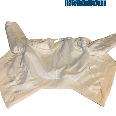 Muses By Shop OFF WHTIE WITH BLACK AND SILVER BEADING CROPPED BLAZER (M)