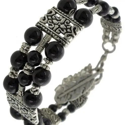 BEADED SILVER & BLACK CHARM BRACELET