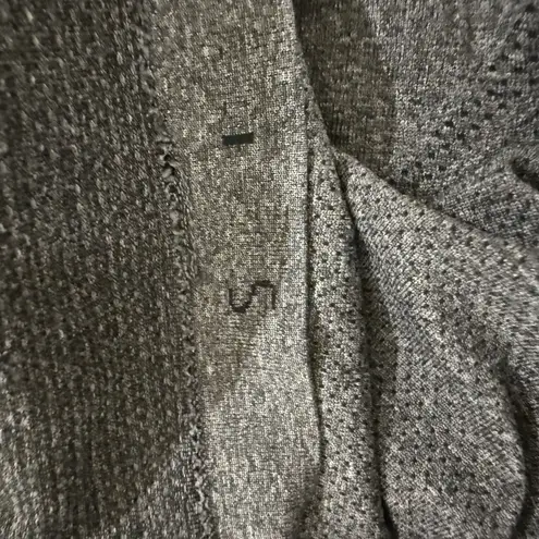 Lululemon  Shirt Womens S Gray Long Sleeve Activewear Athletic Yoga