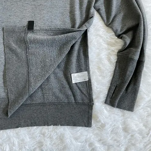 JoyLab  Gray Super Soft Crew Neck Split Hem Pullover Sweater Women’s size Large