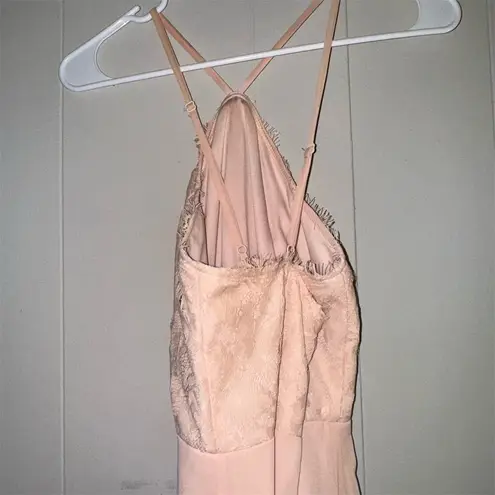 Lulu’s Women's Pink Chiffon Maxi Dress M Halter Formal Lace Detail Size M