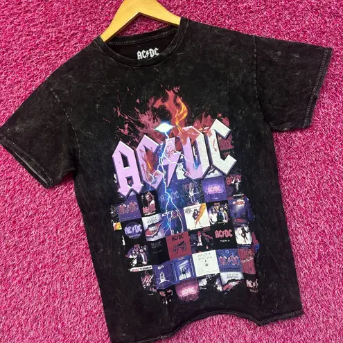 AC/DC Album Cover Arts Through The Years Hard Rock Tee M