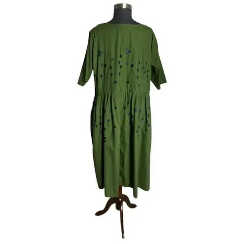 Eshakti Eshakli Square Neck Green Embroidered Floral Custom Dress