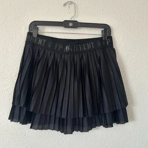 Free people FP movement on deck skort sz M nwt Black Size M