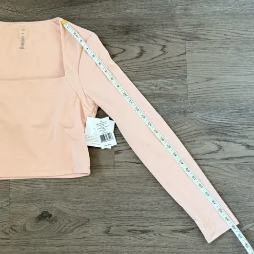 Beyond Yoga Heather Rib Frame Cropped Pullover - Size M - Cream Pink Heather NWT