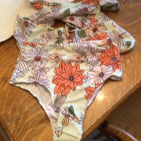 Womens Halter Wrap High Waist Floral Bikini sz medium Orange