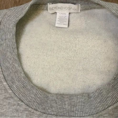 Beyond Yoga LuxeFleece Oversized Crewneck Sweatshirt Grey Sz L NF7947 Womens EUC