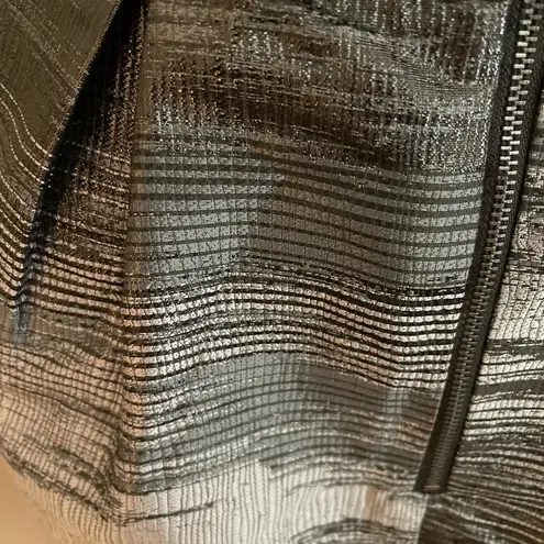 simply styled by Sears silver/gray jacquard pleated polyester midi skirt Size S