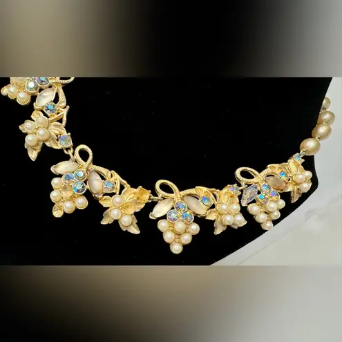 Vintage Unsigned Florenza Gold