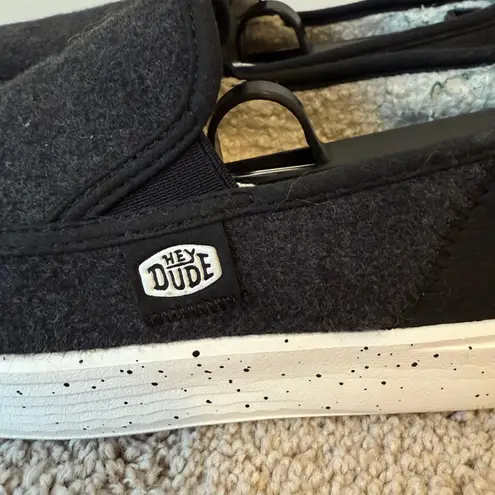 Hey Dude Women's Sunapee W Faux Shearling Slip On Shoes Black Women's Size 8