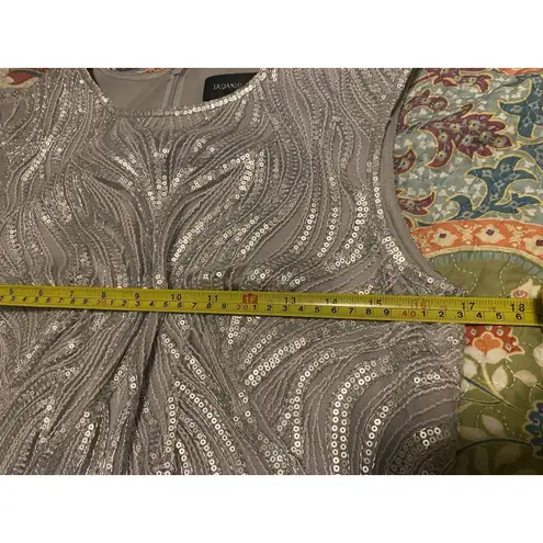 Tadashi Shoji Silver Gray Sequin Sheath Dress Size 10