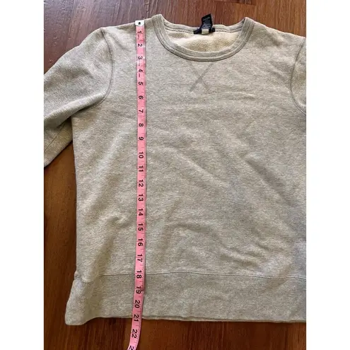 Gap Heathered grey scoop neck 