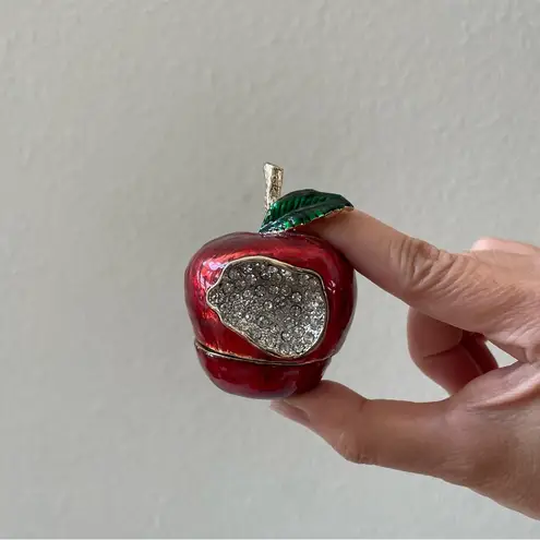 None Vintage Red Apple enameled With Rhinestones Trinket Jewelry Box Ring Box