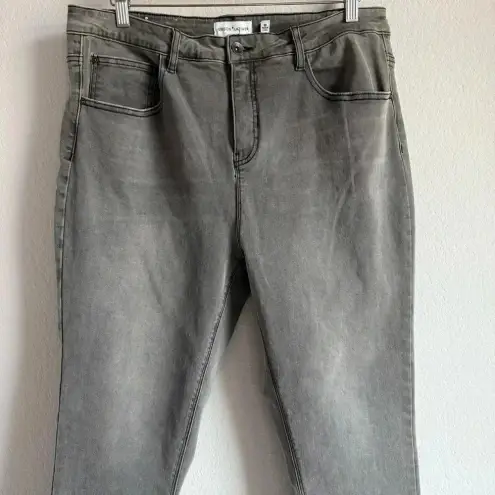 Gibson Latimer  Denim Light Wash Gray Stretch   Tapered Legs Women’s‎ Size 18