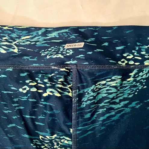 Rbx Active NAVY BLUE NEON GREEN PRINT PATTERNED CAPRI WORKOUT LEGGINGS — LARGE — LIKE NEW!