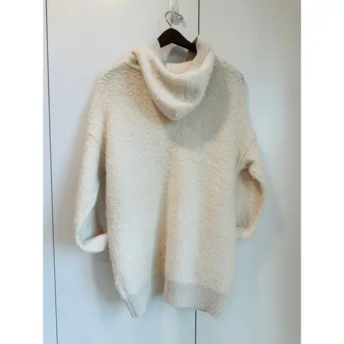 Gap  Fuzzy Oversized Hoodie jacket Cream Size Small Button up Cozy Beach Coastal