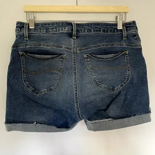 Lee riders shape illusion slim fit midrise short cotton women's size 14 M denim Blue