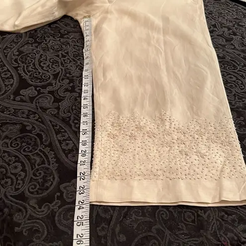 Larry Levine NWT linen lined cropped pants beautifulâembroidery at the hem