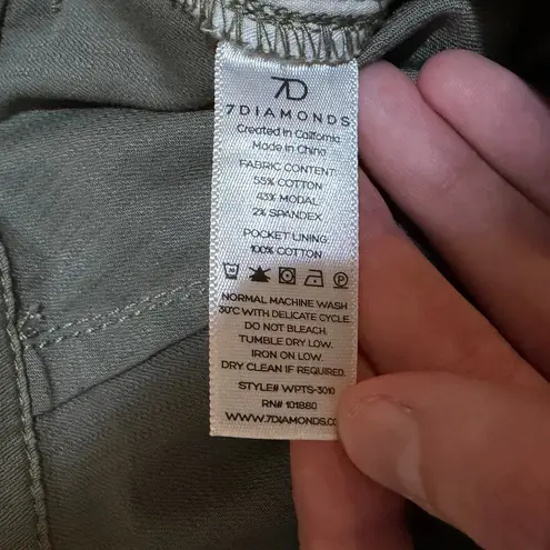 7Diamonds Nellie Cargo Pants Olive Green Flare Size 30