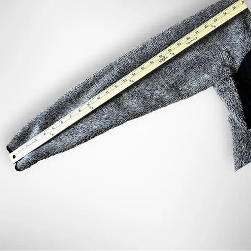 Antigua Women's Detroit Red Wings Black/Gray Sherpa Pullover Jacket | Med | EUC