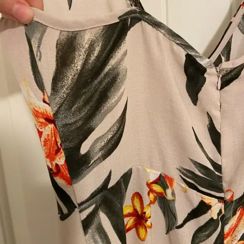 Timing  women’s floral jumpsuit —‎ medium