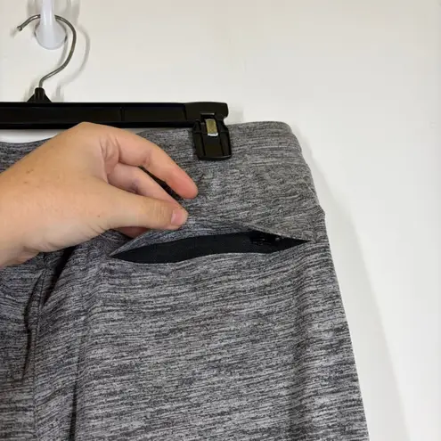 NWT Born Primitive Rest Day Jogger Size Medium Gray