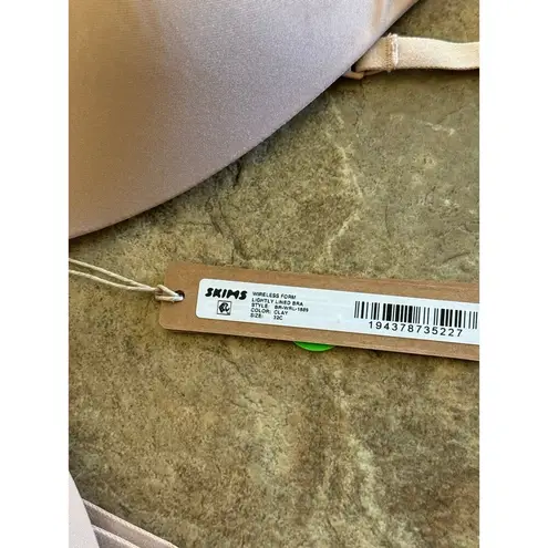 SKIMS  Wireless Form Lightly Lined Bra Size 32C Clay