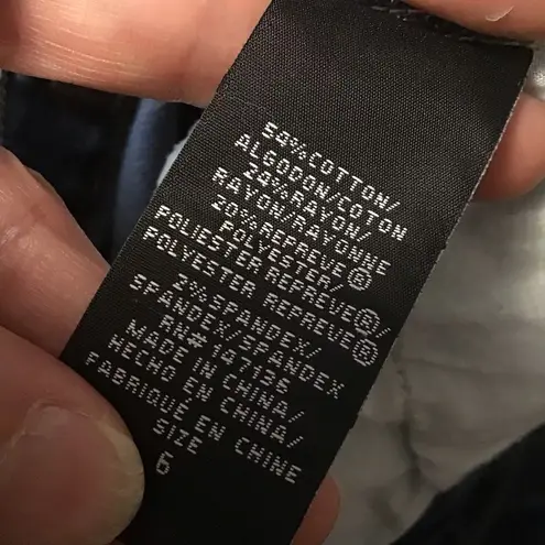 1822 Denim Adriana distressed jeans