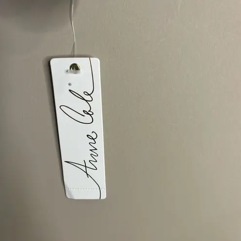 Anne cole NWT embroidered bikini top medium