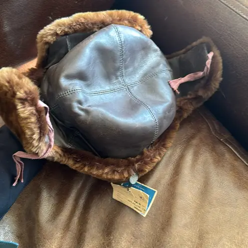 Vintage genuine Russian fur trapper aviator hat in rich chocolate brown NWT