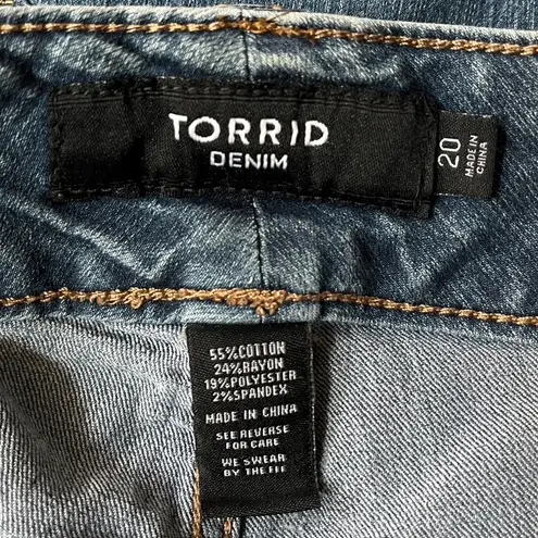 Torrid  Capri Jeans Blue Size 20