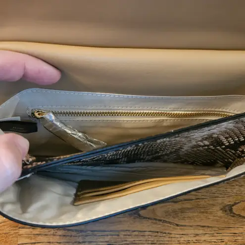 INC International Concepts Glam Snakeskin Gold Chain Embossed Crossbody 11x7 New Black