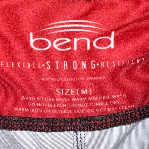 Bend athletic bold striped leggings in red, black and grey women’s size medium Red