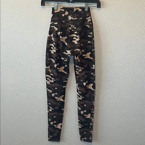 Buffbunny Camouflage Legacy High Waisted Leggings Size XS Brown