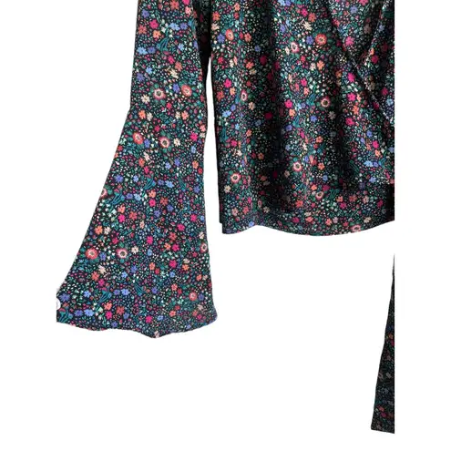 Chloe & Katie Women Crop Top XS Floral Print Wrap Y2K Retro Cottagecore Romantic