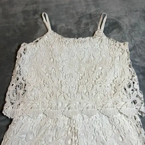 Women's Sleeveless Lace Playsuit Romper Size Small Festival Bridal Bachelorette White