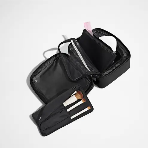 Away Blush Travel Pouch Pink