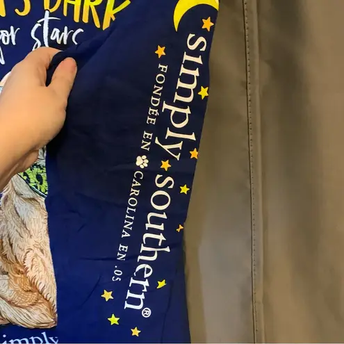 Simply Southern  Golden Retriever When It’s Dark Inspirational Long Sleeve Tee